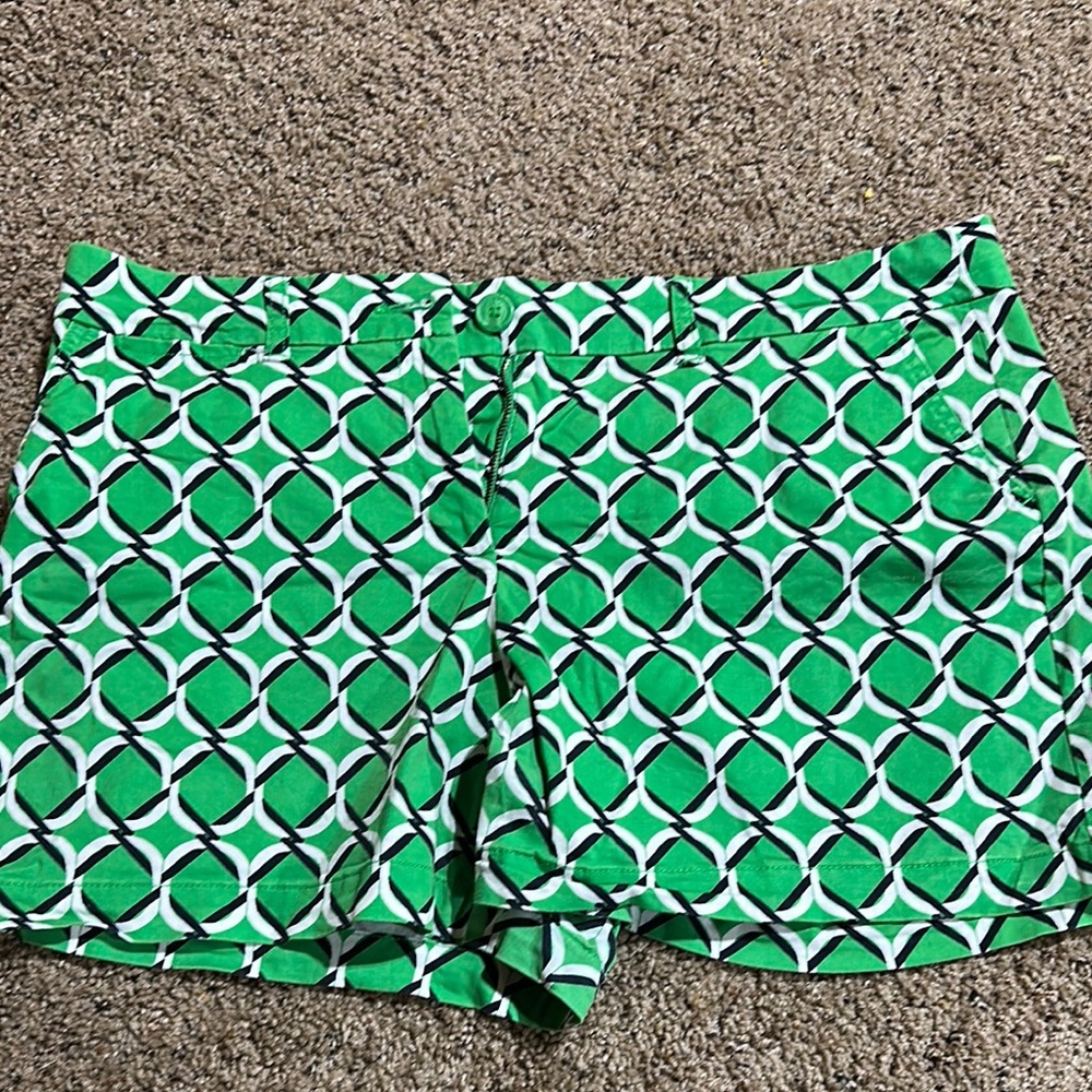 Crown & Ivy green, navy and white shorts